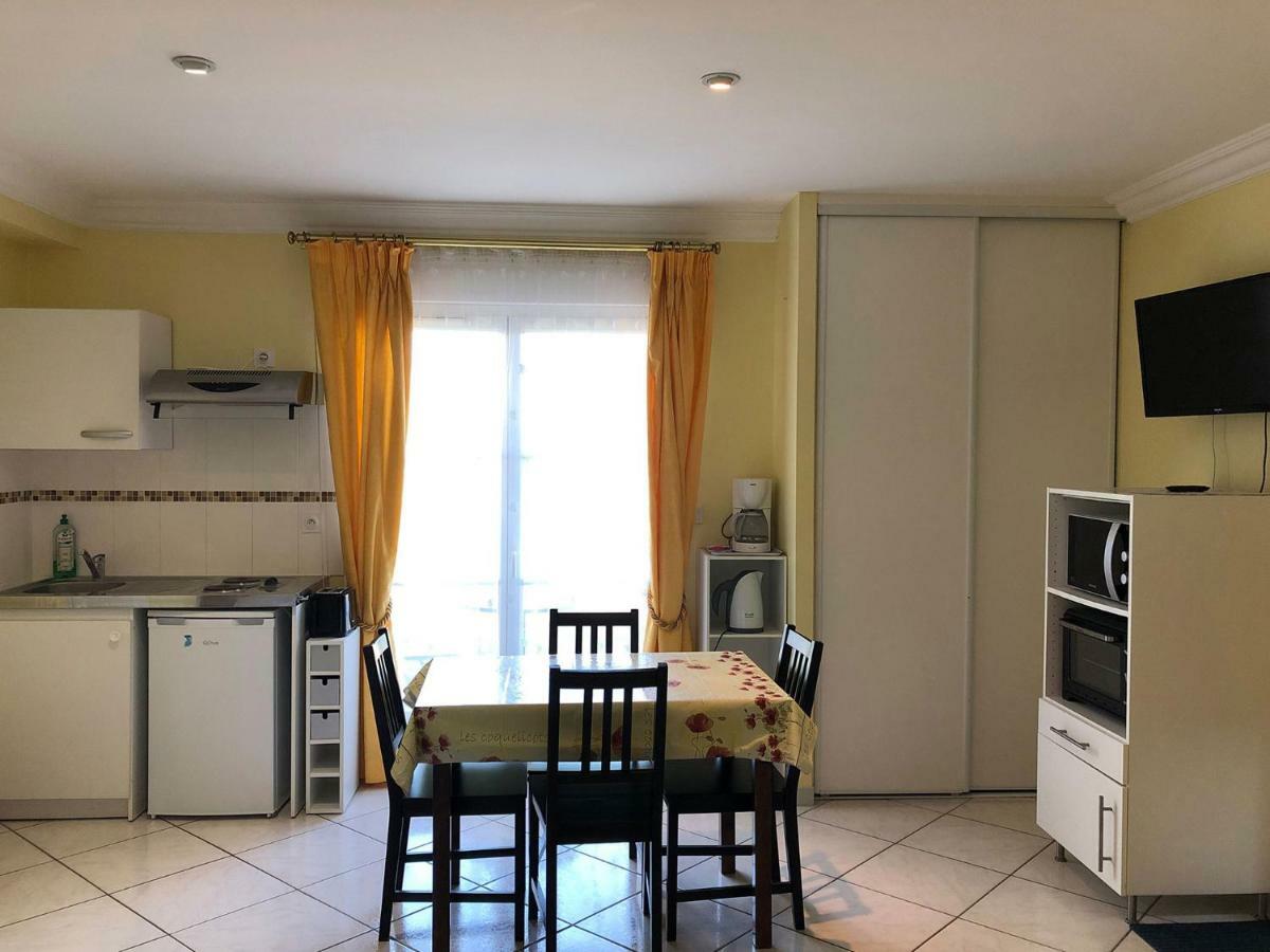 Ferienwohnung Les Agapanthes La Riche Zimmer foto